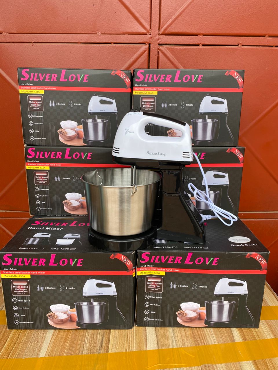 Stand hand mixer
